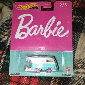 Hot Wheels Premium Pop Culture Barbie Kool Kombi
